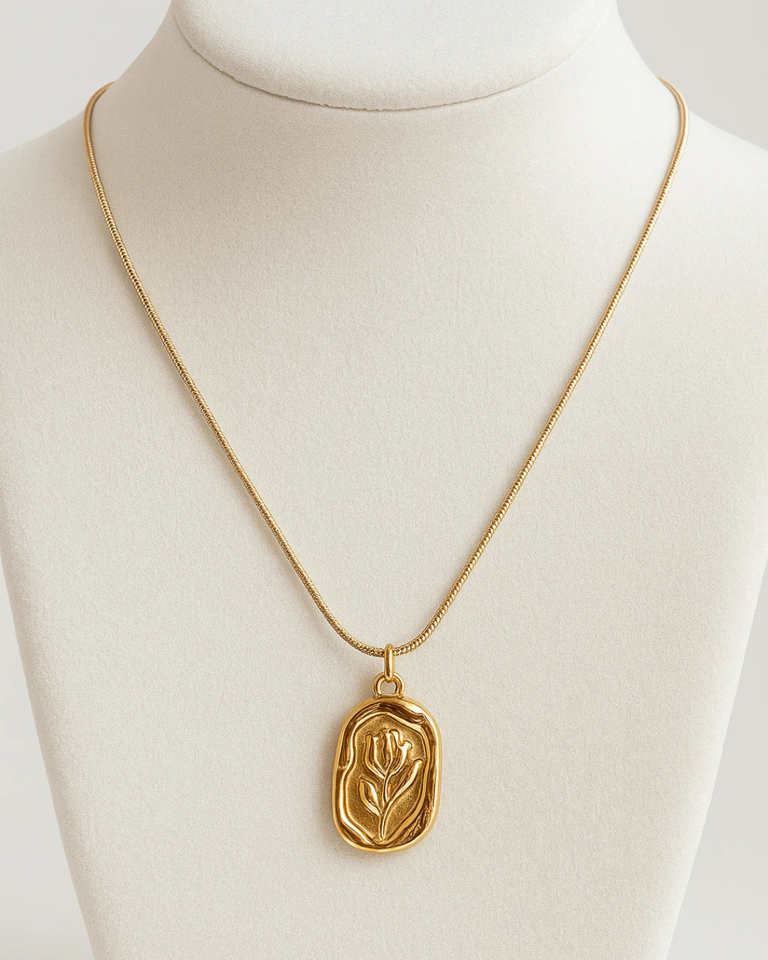 Fleur d’Or Pendant