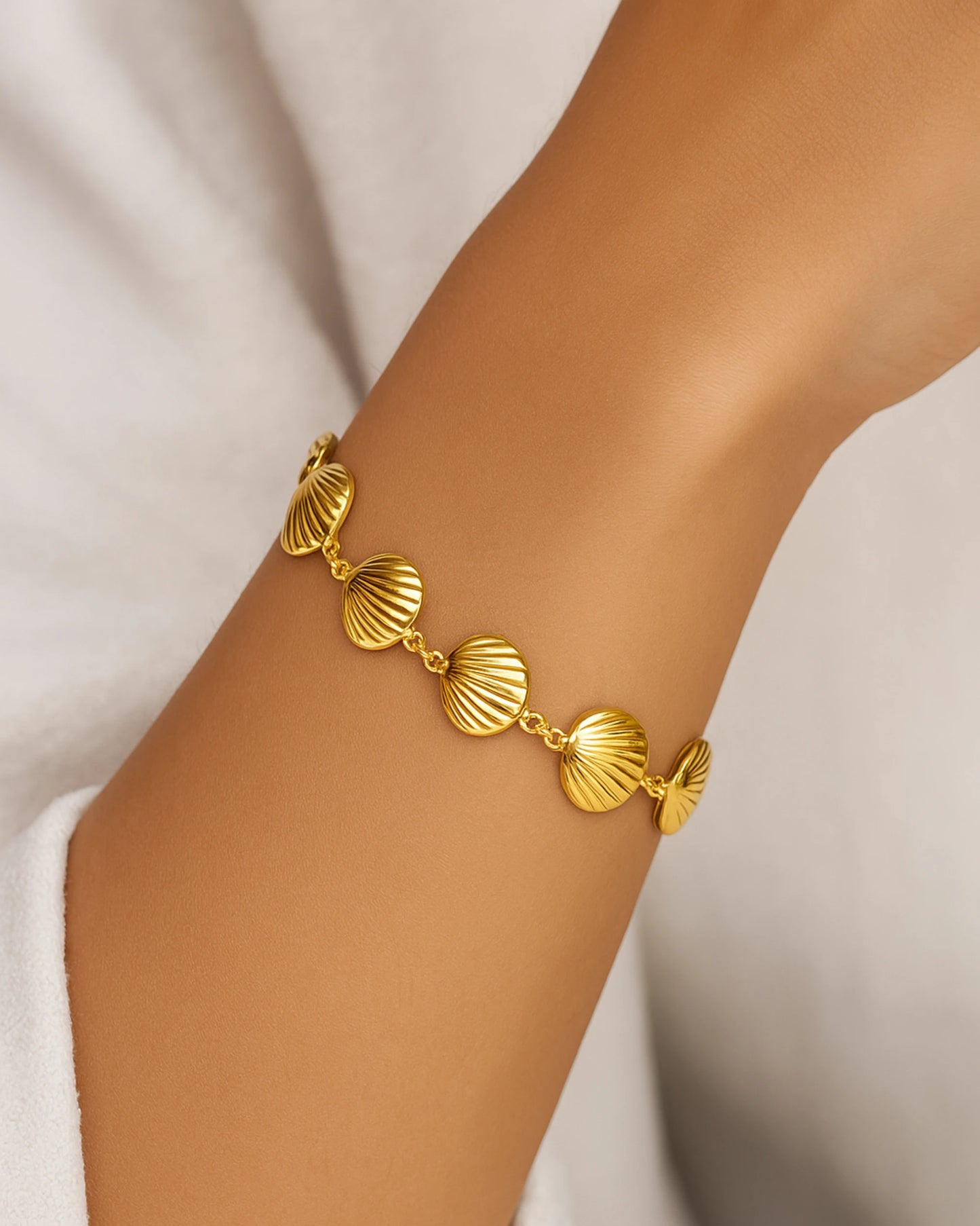 Golden Shore Shell Bracelet