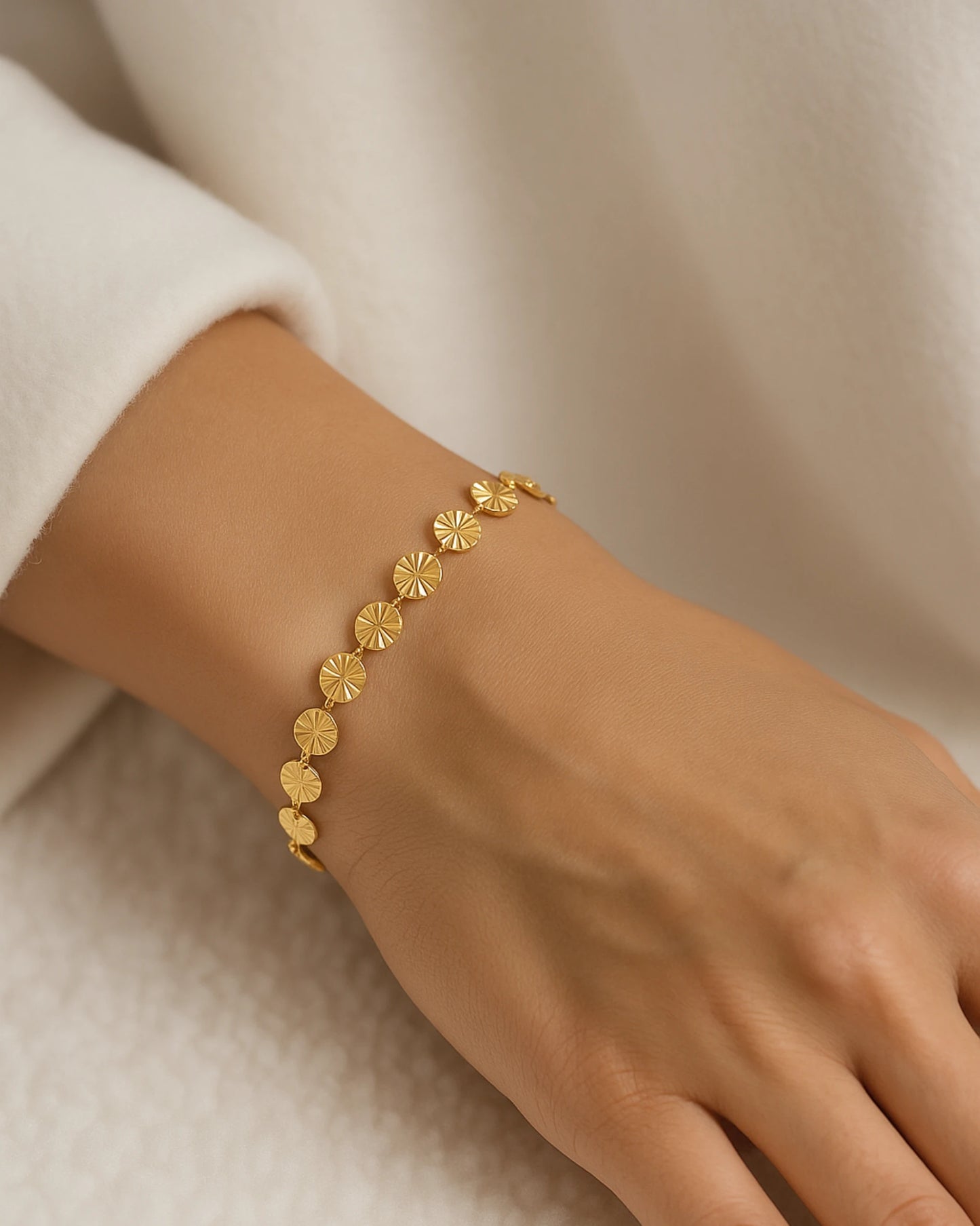 Lustre of Sol Bracelet