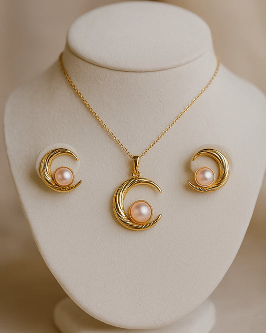 Lunar Pearl Set