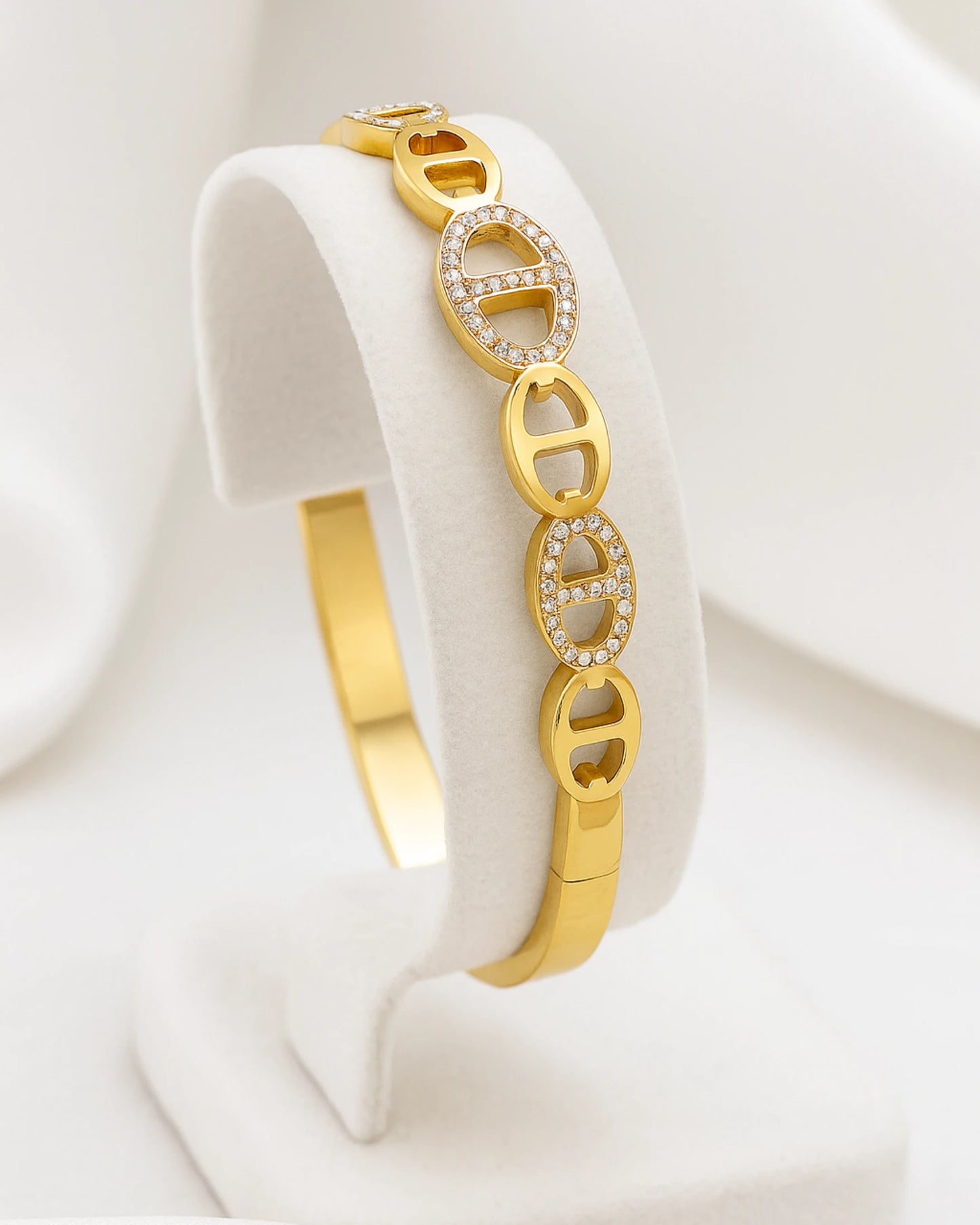 Regalia Oval Bracelet