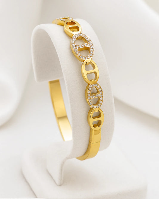 Regalia Oval Bracelet