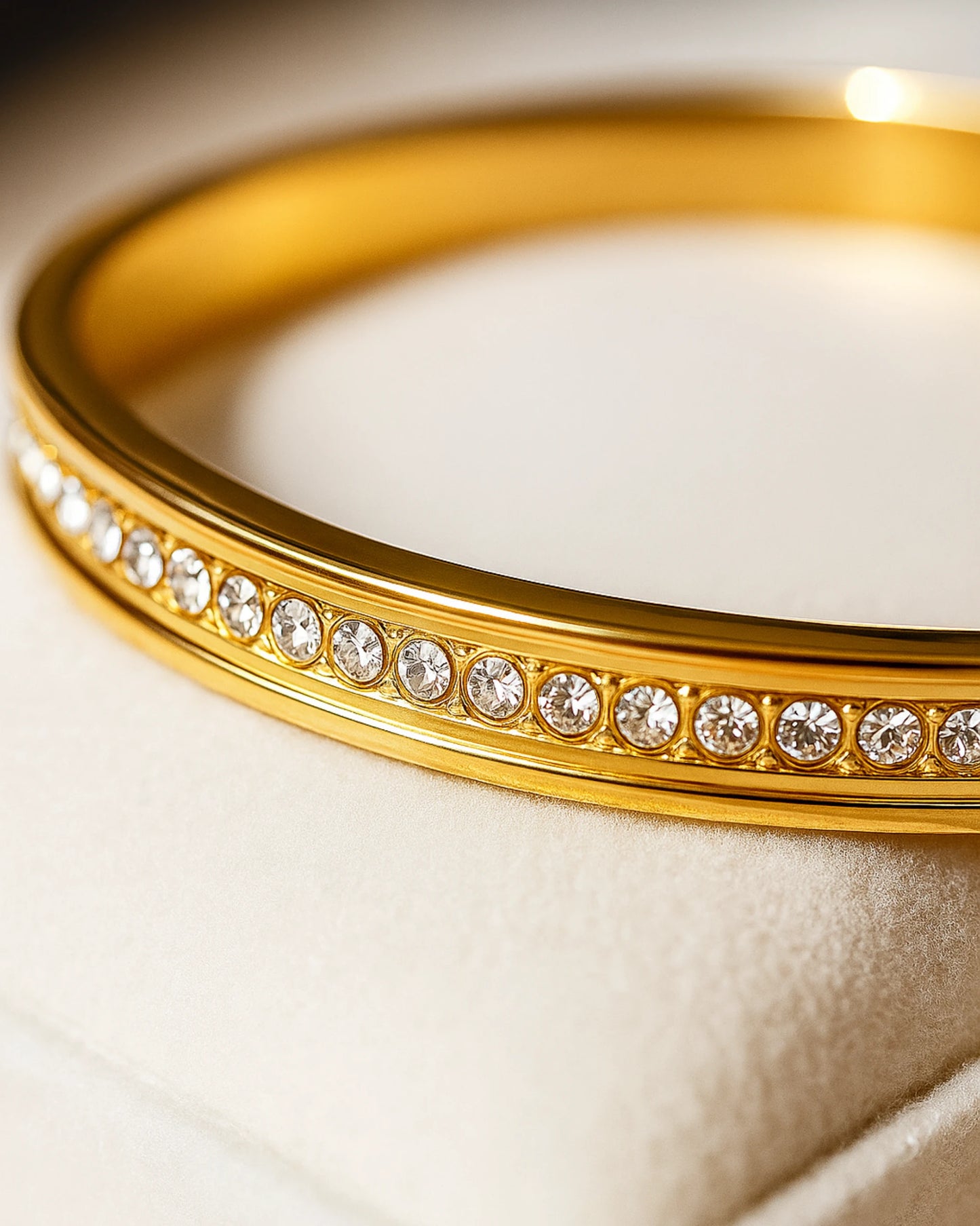 Golden Lumière Bracelet