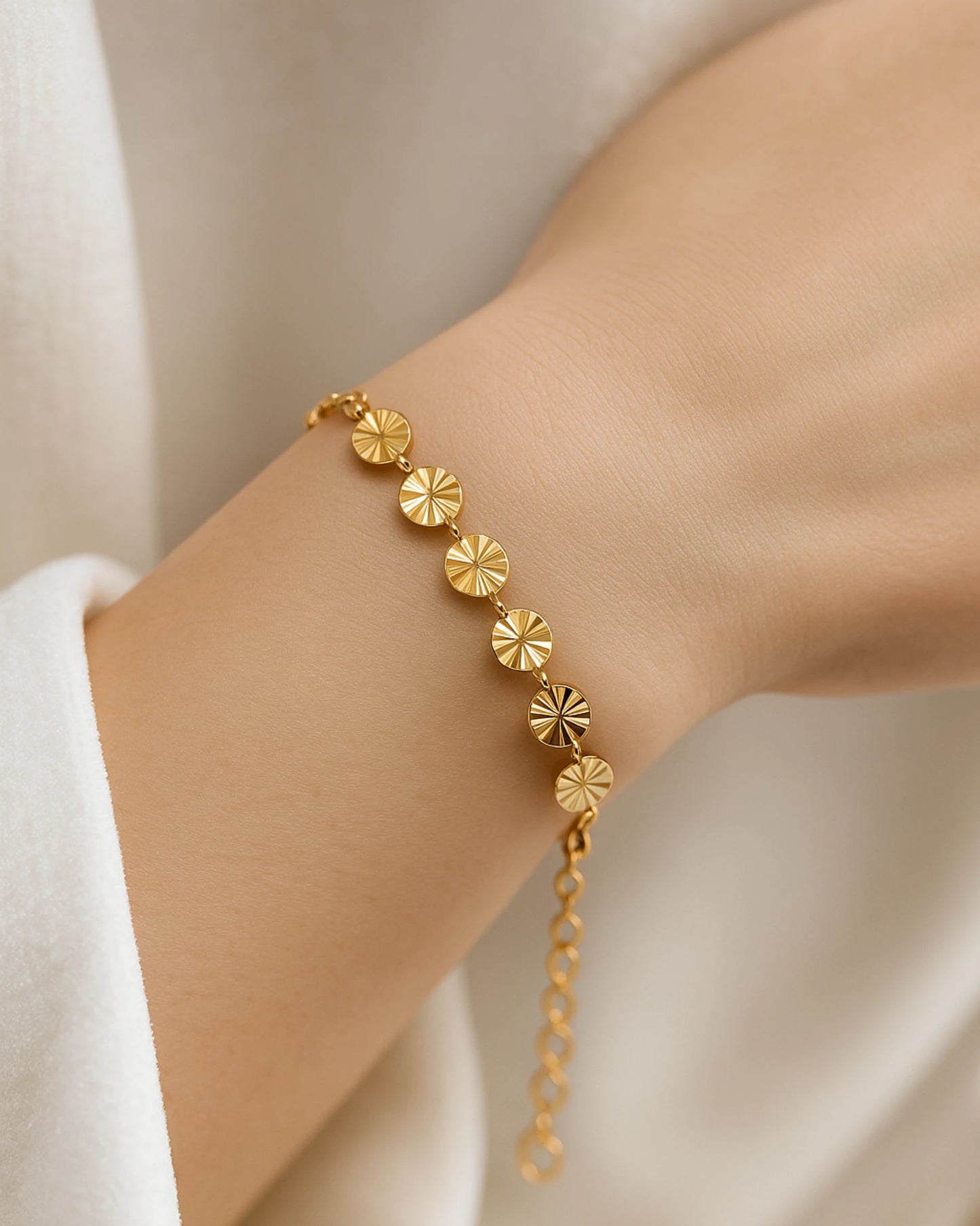 Lustre of Sol Bracelet