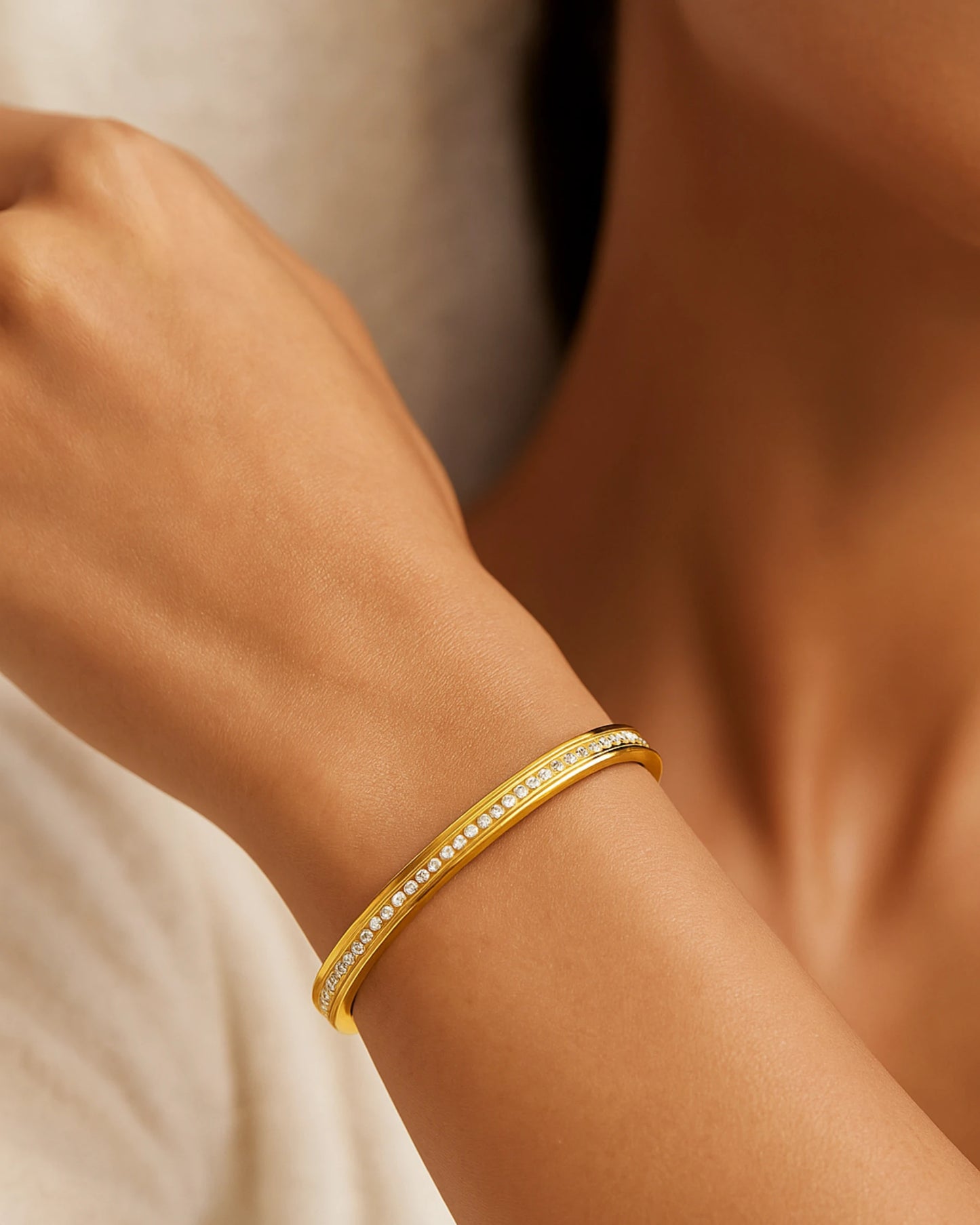 Golden Lumière Bracelet