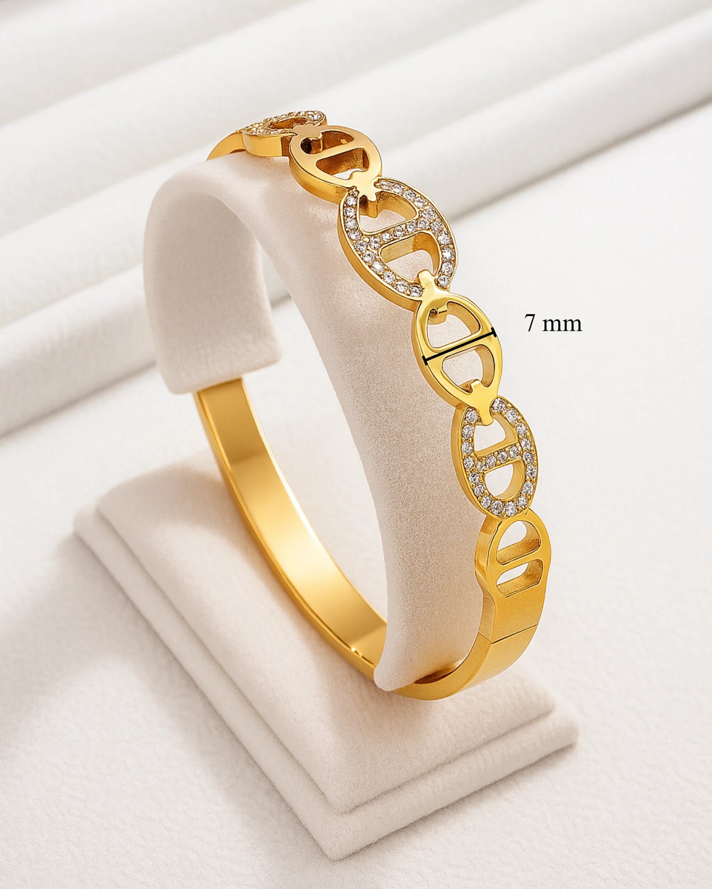 Regalia Oval Bracelet