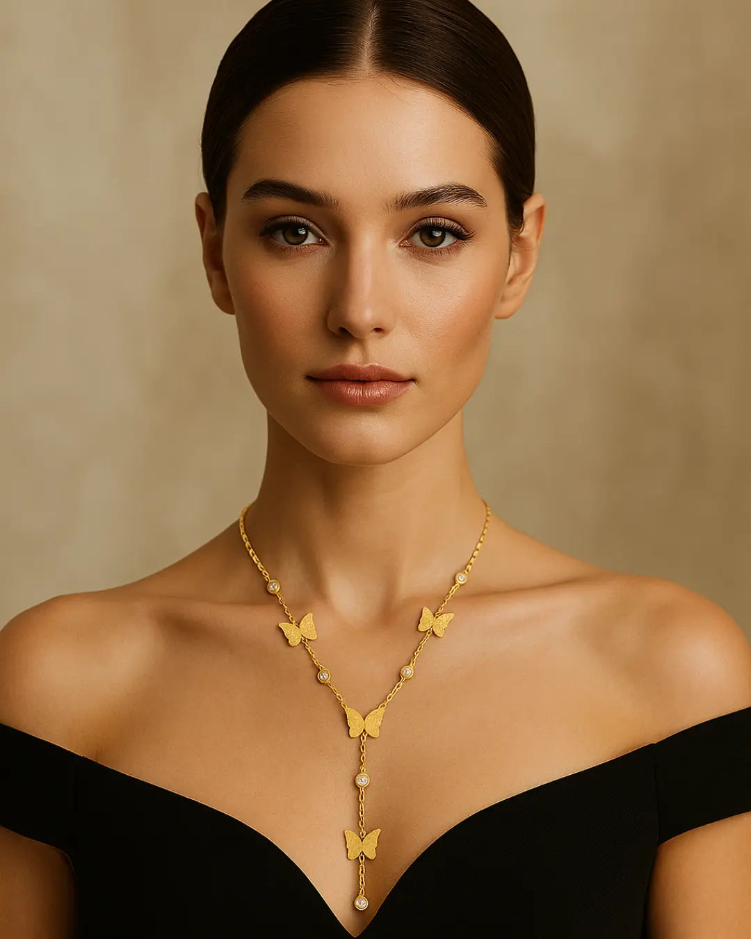 Auroneer Luminosa Butterfly Pendant