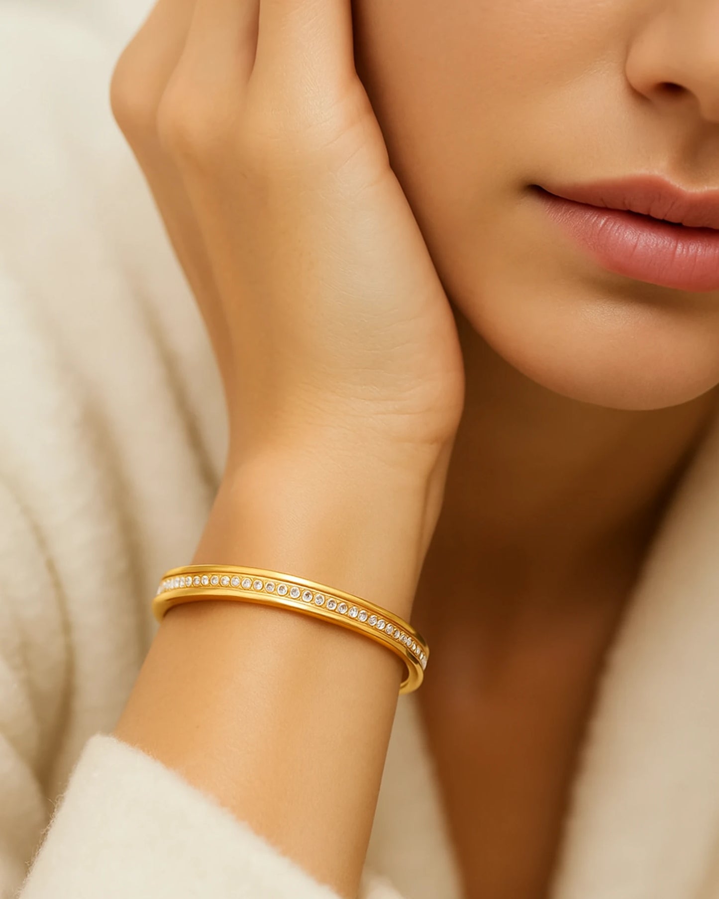 Golden Lumière Bracelet