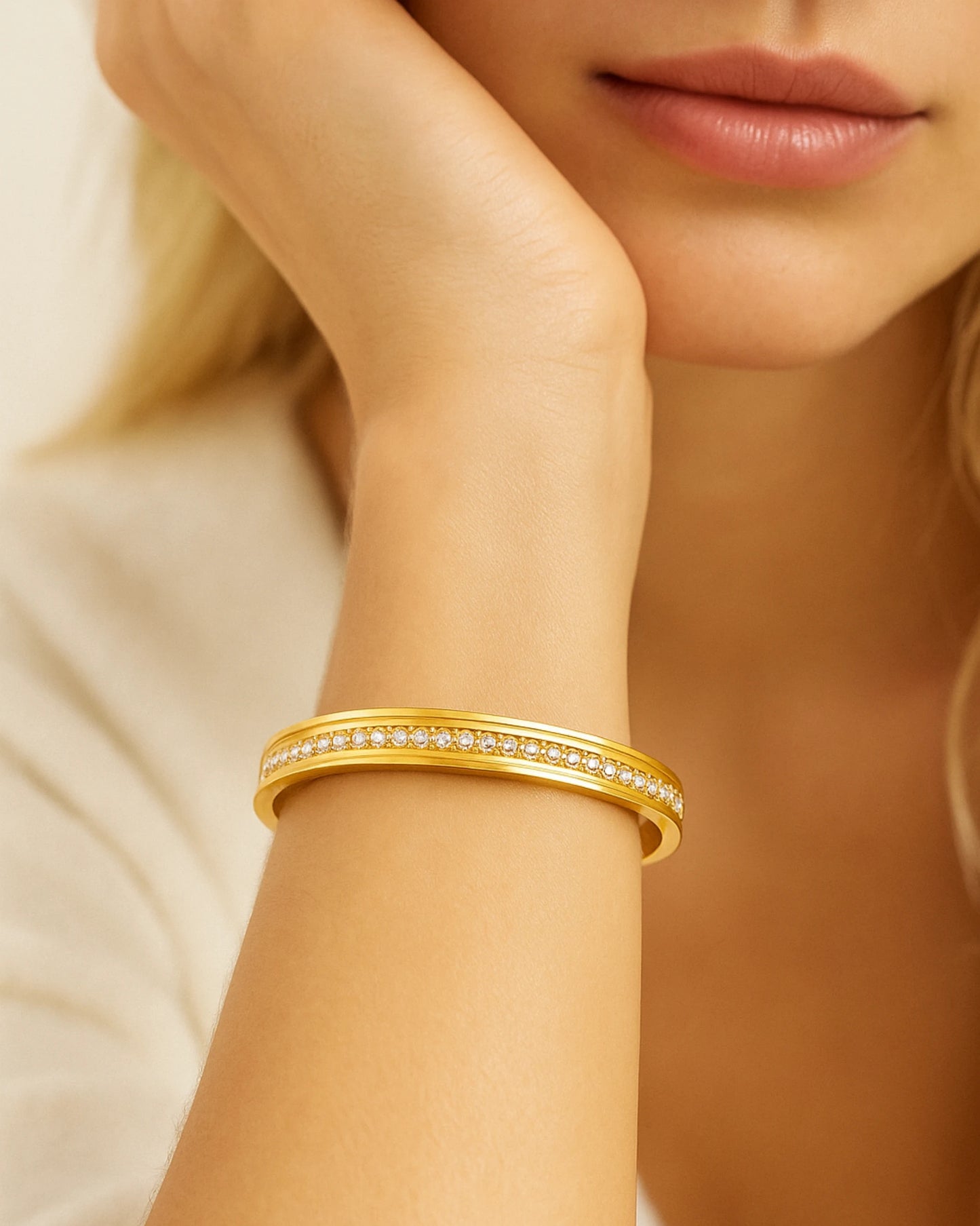 Golden Lumière Bracelet